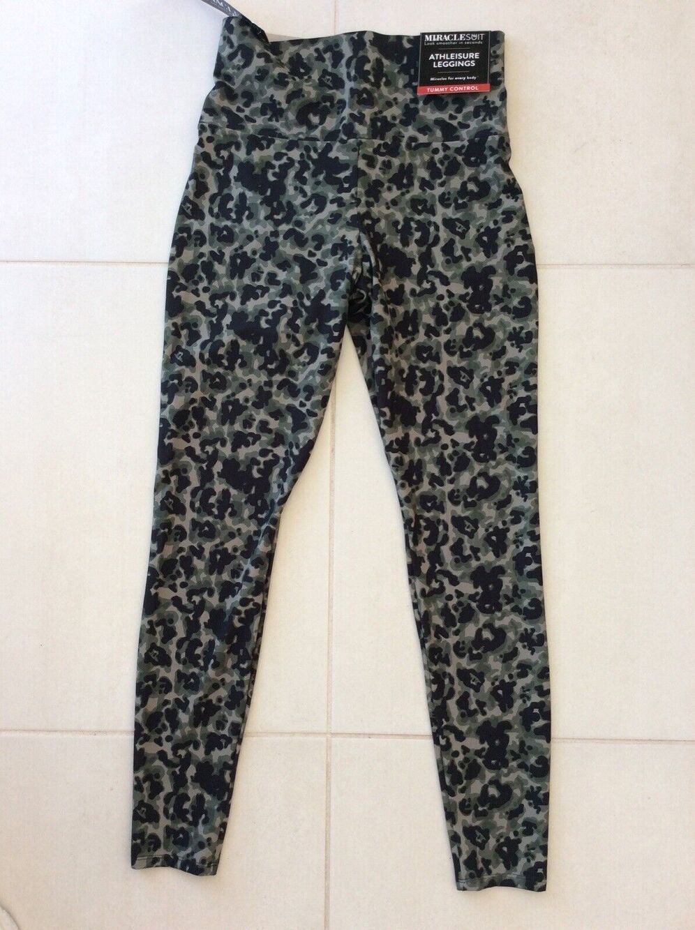 Miraclesuit Crop Legging  Pants Activewear Tummy Control Camo